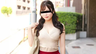 101126-01 Amateur First Shoot! ~After all, she's a G-cup idol~ Thumbnail