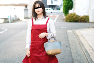 10MUSUME-091826-01 Amateur Work: The Secretly Perverted Bookstore Part-Timer
