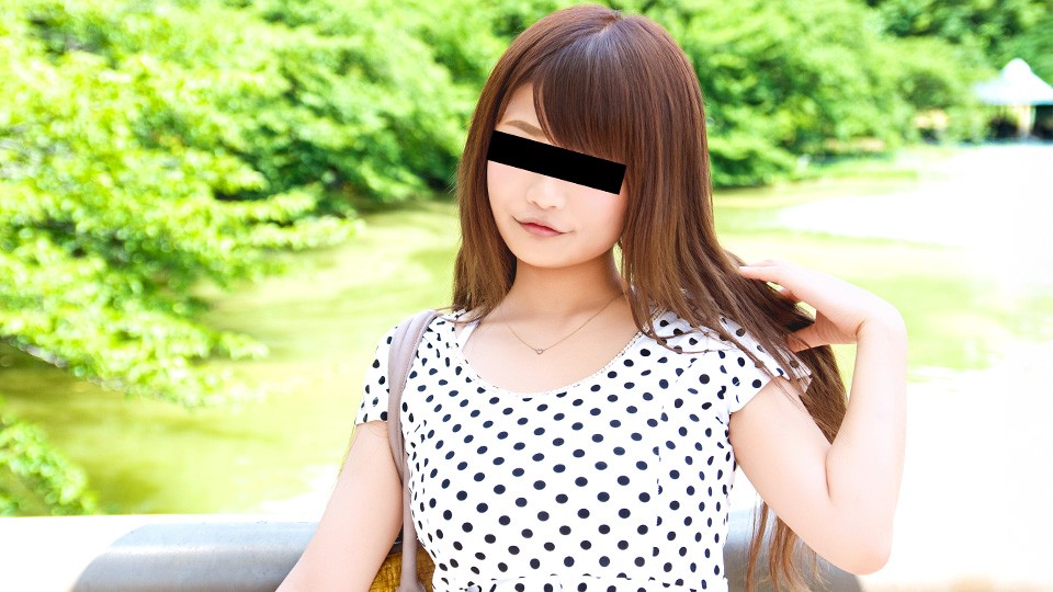 10MUSUME-092026-01 An Amateur Couple’s Raw, Real-Life Moments: "It’s More Fun Just Cuddling In The Room" Poster
