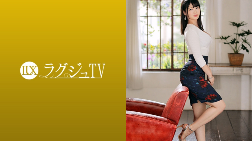 Luxury TV1222 There is no doubt that a female business owner with elegant beauty will be gently accused of the secret place where the love juice drips in the bountiful and fruitful chest of the AV appearance, and she will be excited by yoga f