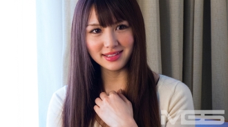 ETQT-026 Intercrural sex for shop clerk Yuki! "Wouldn't you like to go in? It's a great hit. It feels good to win. This is half-baked and I don't want it!" What should I do? that? I put it in myself. Thumbnail