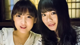 ETQT-049 "Kanpaai" 4P with a girl I got at an Aiseki Izakaya! Both of you should get on all fours and line up your buttocks. What a view! Thumbnail