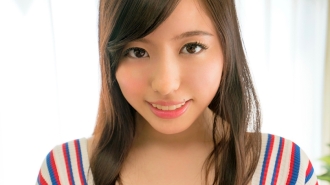 ETQT-073 Shiho-chan, who has a clear white skin, a G-cup whip, a raw reed, a miniskirt, and a cute voice! ! Thumbnail