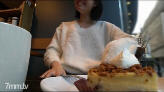 FC2-PPV-1073129 Flirtatious affair secret meeting in the karaoke room to enjoy! Continuously fired at Jupokoki Tech of Airi God Tongue! It is a hero hero to be played with by a small devil wife! Thumbnail