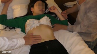 FC2-PPV-1139002 [Personal shooting / set sale] Semen raw injection complete version with two cocks of the wife's ego middle-aged father who collapses at the end of insult Thumbnail