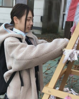 FC2-PPV-1206782 [Individual shooting] Prefectural general course ① Innocent fair-skinned girl. I helped him with family issues. Outdoor exposure-service at the hotel. Thumbnail