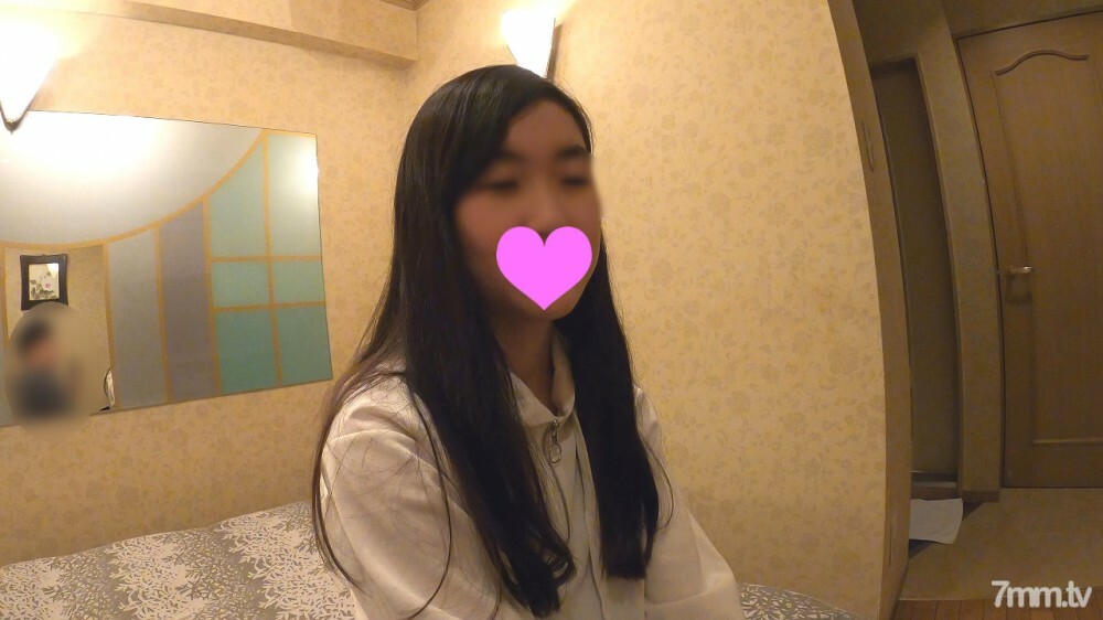 FC2-PPV-1358224 [Personal shooting / Gonzo] 21-year-old, King of sober play, freeter Rei Makoto who has no panting at all. However, the facial expression changes with Jintaro's raw chin …!