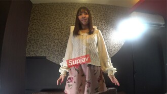 FC2-PPV-1380921 [Personal shooting] ♀252 AV actress Mitsu◯-chan, 20 years old, 1st time AV actress who definitely doesn't want to get pregnant vs. a guy who definitely wants to get pregnant, in a real creampie breeding battle! (lol) Thumbnail