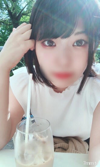 FC2-PPV-1403603 [Oyaji's first Gonzo challenge] A 20-year-old daddy active girl who broke up with her boyfriend and responded to Gonzo. Thumbnail