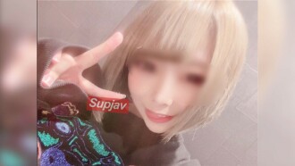 FC2-PPV-1425526 We infiltrated and filmed a gangbang party where a famous G-cup girl from FC2 was repeatedly creampied by eight dirty old men. Thumbnail