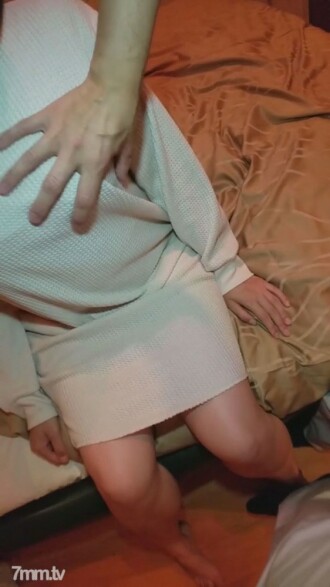 FC2-PPV-1464573 Limited [Individual] A plump young wife, who should be the price of debt, can not resist pleasure and seeks a stick for the second time himself Thumbnail