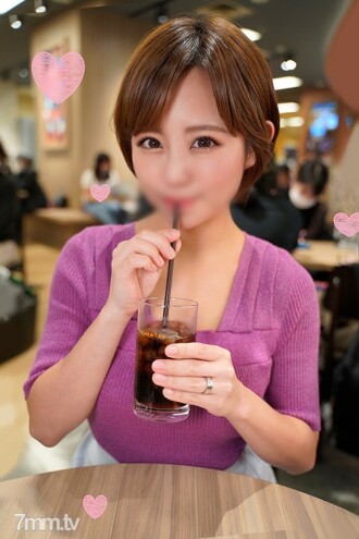 FC2-PPV-1489492 [Married woman / individual shooting] Cosmetologist / married woman 28 years old A nympho female who has an affair with her husband's younger brother. Sensitive pussy keeps squirting! Thumbnail