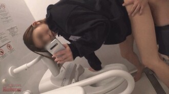 FC2-PPV-1693381 [Uncensored x personal photography] Called while shopping with my husband! Flicker the contract and bring it to the multipurpose toilet. Returned to husband as semen lazy from vaginal cum shot [#NTR] Thumbnail