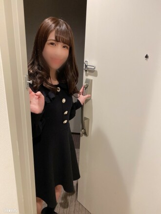 FC2-PPV-1758998 [Dreams come true ♪] Suddenly double immediate at the entrance. A beautiful girl with a first-class smile will visit the fan's home. Being put out in a solid manner and getting pregnant 〇 Inevitable Thumbnail