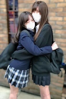 FC2-PPV-1805341 [Individual shooting] Tall beautiful girl x Puppy beautiful girl, girls with each other (3P with benefits) Thumbnail