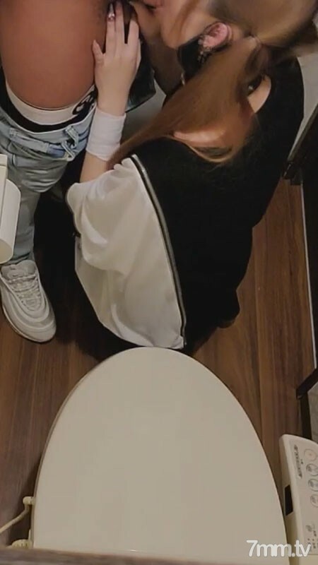 FC2-PPV-1906372 [Appearance] Two times of vaginal cum shot at a hotel with fair-skinned ban gya and translation ants