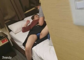 FC2-PPV-2101292 Daughter will be released soon [Individual] Wife who can not repay due to illness Creampie before hospitalization. .. Switch debt to daughter Thumbnail