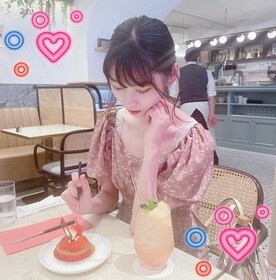 FC2-PPV-2321112 (No) A normal super cute girl in the first shoot ★ Complete appearance ★ Super super super God SSSSS grade super hot premier beautiful girl Sakura-chan Thumbnail