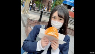 FC2-PPV-2679305 First shot! !! Limited number! [Uncensored] "It's embarrassing ..." Bringing a pure student to a love hotel for the first time, obscene fornication! !! Forbidden vaginal cum shot to the disordered genitals of a girl student 