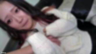 FC2-PPV-3093808 Excellent sensitivity! An 18-year-old fair-skinned slender with lovely big eyes. Although it is a small animal system, it feels with a sensitive body and a large amount of squirting. A large amount of vaginal cum shot cannot be suppressed 