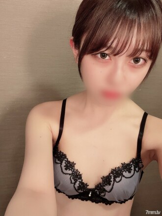 FC2-PPV-3131417 [* Parents found out] Ao ● Current 3rd year student applying for Gakuin University. A fair-skinned slender beauty who is full of cuteness and charm. The first vaginal cum shot sex in the mouth. A total of 3 ejaculations. Thumbnail
