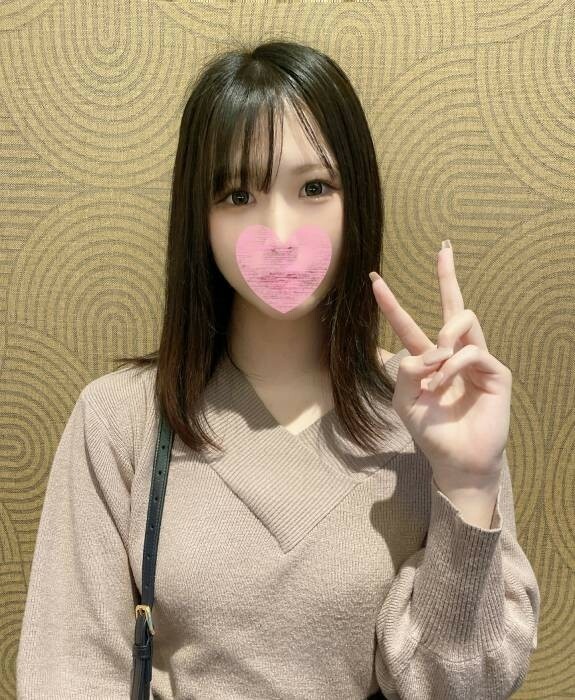 FC2-PPV-3172351 Limited to 1/30 2980 → 1980 [Tall / Beautiful Legs / Slender] An older sister with all three beats showed me a disturbed appearance in her first gonzo.