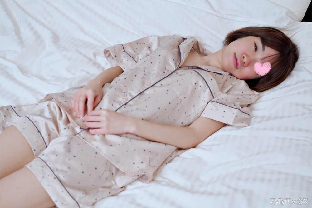 FC2-PPV-3305211 Pajamas de Ojama ♥ Petite Boyish  Girl ♥ A detailed body type and color style……It's been a long time since I've been in the middle of a long time ♥ I've been in another school ♥