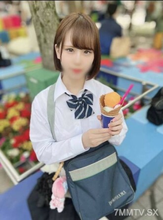 FC2-PPV-3389407 "Treasure Strange Interest Video 1st" Sexual love experience 18-year-old Fcup Momo's amusement park meeting ΓÖí After XOXO, confirmed pregnant video at the liquor store outflow of turbid semen! ∩╕Ä