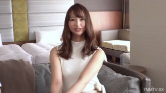 FC2-PPV-4288637 A beautiful married woman in the shadow of her lover is a long-time man who gets excited during the first love affair, squirts, ejaculates, and finally cums under the situation of sweating and laziness in other places. Thumbnail