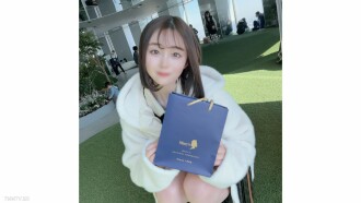 FC2-PPV-4330669 Shoujibisutatsu/Outside! Limited to 3 days! ΓæóMelomero for Gap Moe! This is a small, red and beautiful large mountain sparrow called Metanko! ΓæóThis year's 20-year-old womanΓù»University student is the final negative path, thinking  Thumbnail