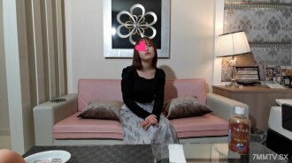 FC2-PPV-4543445 A neat and clean college girl whose daily routine is to masturbate after waking up ΓÖí Despite her appearance, she rides around on a medium-sized bike, and we creampie her hairy pussy!