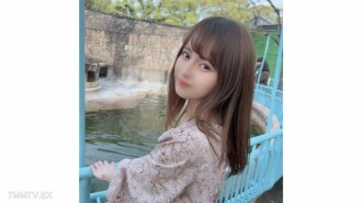 FC2-PPV-4552433 Appearance! Limited to 3 days! A small and cute hostess who is inside the body is really forgetful, and a cute hostess who is in public expresses onanism... The male body is very small, and the genitals are wet! Γæó