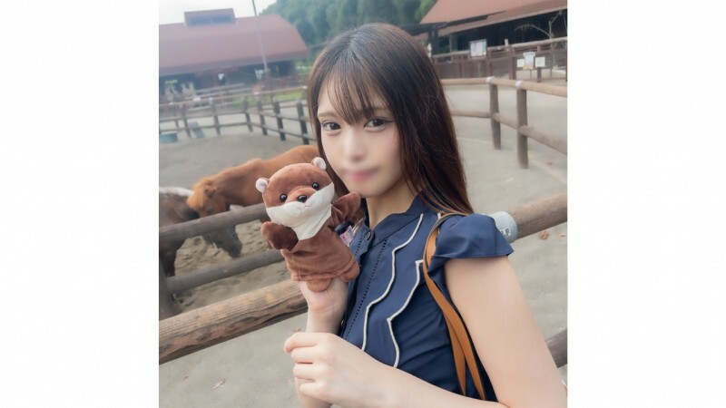 FC2-PPV-4559771 Face revealed! Limited to 3 days! I never thought I'd meet her again... Not only have her beautiful F-cup breasts grown since her school uniform days, but her beautiful face and white body have also grown into a wonderful woman. Her e