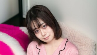 FC2-PPV-4579023 High quality bonus, face revealed in main story [Uncensored] 980 points until 12/1 ⑤ 19-year-old short-haired *** who loves older men. Too sensitive and has a deep orgasm in her tight pussy! Vibrating convulsions Thumbnail