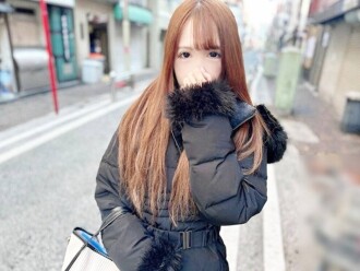 FC2-PPV-4633282 I called out to a slender beauty who works at a beauty salon on the street and took her straight to the hotel ΓÖí Her abs, which she had trained in sports, twitched as the old man’s dick pounded into her, “Ah ah ΓÖí”