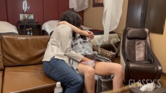 FC2-PPV-4698279 #21 played creampie on a beautiful Japanese girl with glasses Γöé GLASSY’S