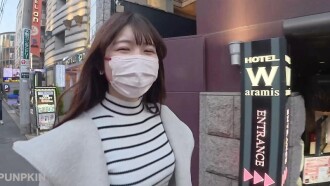 FC2-PPV-4761618 Latest work [Personal shooting] I met a cute nurse, so I had sex with her without telling her boyfriend. Thumbnail