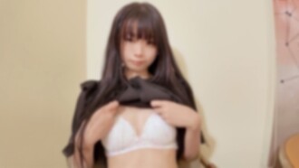 FC2-PPV-4761757 [990 points until 10/7] [First shoot] 19-year-old beauty specialist. Petite and sensitive body, she is shy in front of the camera but convulses with pleasure. A large amount of semen penetrates the vagina deep inside her juicy pussy. Thumbnail