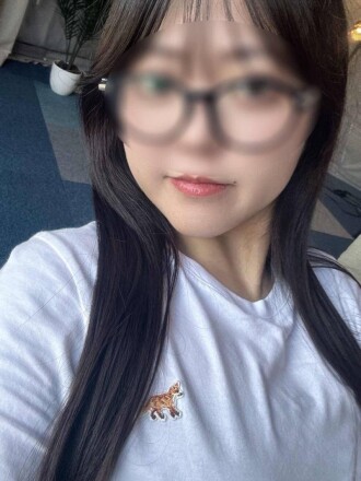 FC2-PPV-4766363 [Completely First Shoot] SSSS-class Transparent No.1 Beauty, Blindfolded, Unexpectedly Creampied by Black Man! Continuous Pistoning Makes Her Cum Deep Inside Her Vagina! Part 1 Thumbnail