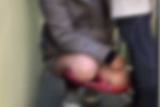 FC2-PPV-4775489 *85% OFF until the 18th* [Outdoor Exposure] [Amateur Individual Filming] I'm on welfare. Outdoor blowjob sex with a housing complex wife who supports her family with her body!! Thumbnail