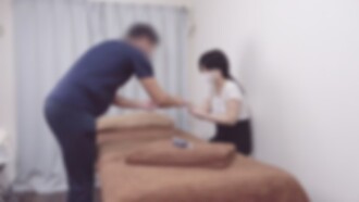 FC2-PPV-4776714 Half price until October 19th! [No charge/Namahame] A cute woman in her mid-twenties with short hair came to the store. I was excited by her incredibly natural hair! Thumbnail