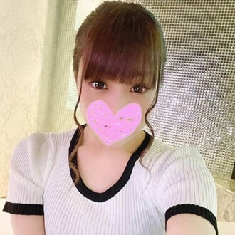 FC2-PPV-4808475 A pure and soothing girl! A super soothing beauty who will make you feel loved just by hugging you. Intense POV creampie sex! Thumbnail