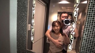 FC2-PPV-4813035 (Amateur * Individual Shooting) A dirty office lady who comes to see me even though she has a boyfriend! Her nipples are hard and her beautiful shaved pussy is penetrated deep and she ends up cumming on her tits! Thumbnail