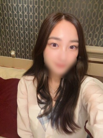 FC2-PPV-4819346 She's so beautiful she gets scouted on the streets! Her first and last creampie, cum swallow... We guarantee her cuteness!!! Thumbnail