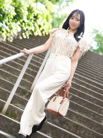 FC2-PPV-4827731 I filmed this in between playcare duties ★ A cock-crazed, horny housewife, Non, 30 years old Thumbnail