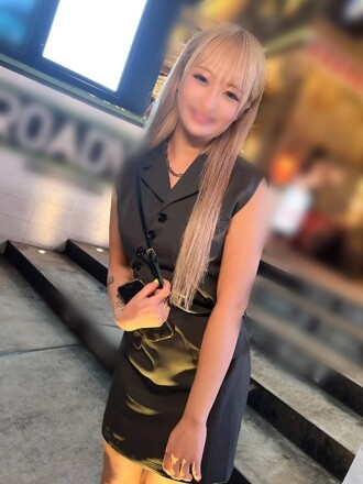 FC2-PPV-4831957 ※First time only 923PT※【Shinjuku Kosatsu】Bubbly pubic hair! Raw sex with a blonde gal with a lewd pussy ⇒ Continuous cumshots from the slit & massive creampie ★ReN★ ※Ultra high-definition video available on a first-come, first-served b Thumbnail