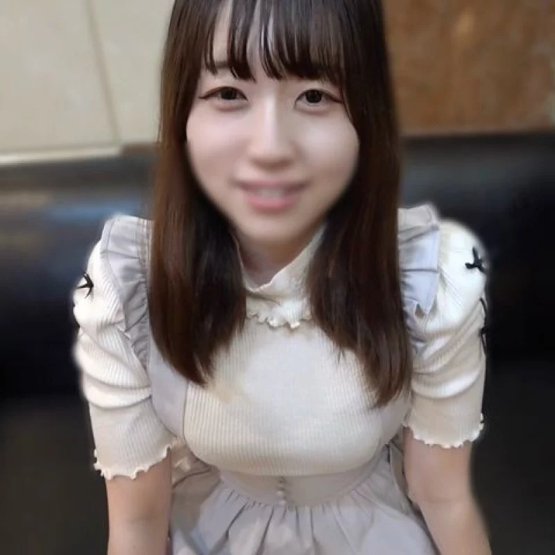 FC2-PPV-4900752 FC2-PPV-4900752 - You Can Tell From The Thumbnail That She Has Huge Breasts! Enjoy The Innocent Sex Of A College Student Who Has Been In Tokyo For A Year And Is Still Not Used To City Life!