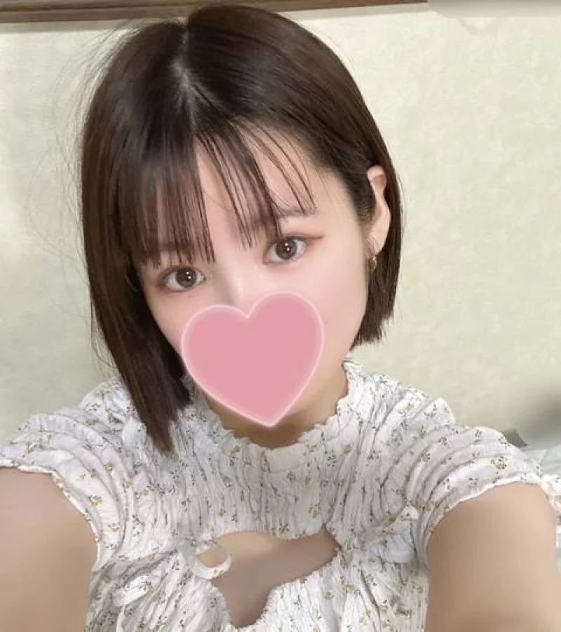FC2-PPV-4904990 FC2-PPV-4904990 – [Complete Amateur & First Time Filming] A Cute And Shy, Innocent 19-Year-Old! Easily Swayed, She Goes Along With It And Gets Her First Ever Unprotected Sex ♡ Bonus Included