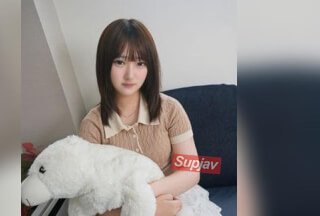 FC2-PPV-4972410 FC2-PPV-4972410 [First Shoot] Just Graduated! A Fair-skinned, Inexperienced 1.8-year-old Girl ♡ Raw Insertion Of An Older Man’s Cock Into Her Immature, Budding Pink Pussy! Unable To Resist The Tightness Of Her 10s, He Ejaculates His Thick Semen Deep Into 