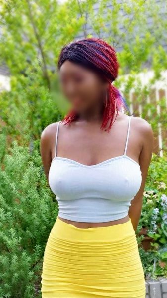 FC2-PPV-4980501 A rare video of a miraculous talent with a hybrid of cuteness and beautiful body who is half African tribe and half Japanese [20s/model/G cup] 4P sex アフリカ部族と日本人のハーフ[20代/モデル/Gカップ]4Pハメ倒し可愛さと美体のハイブリットを持つ奇跡の逸材を撮影した貴重映像 Poster